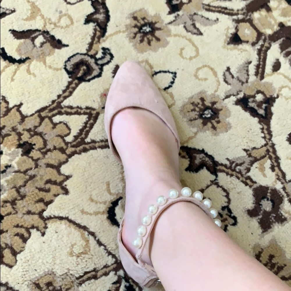 Pink pearl flats!